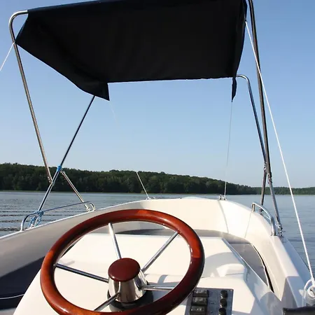 Alojamento de Acomodação e Pequeno-almoço Port Jeziorak 4*