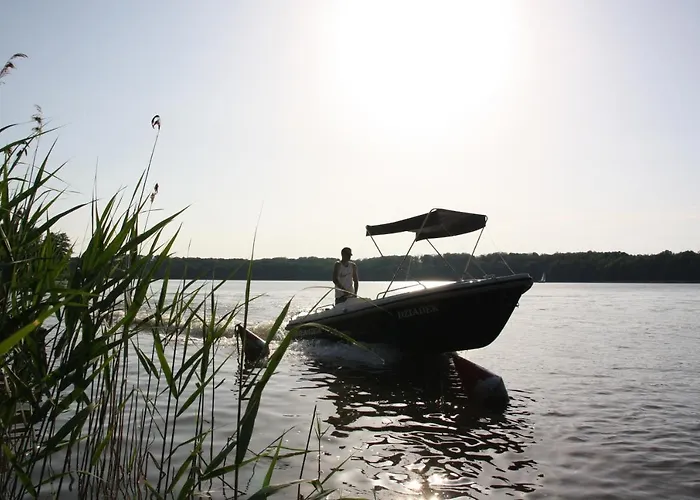 Port Jeziorak Bed & Breakfast 4*